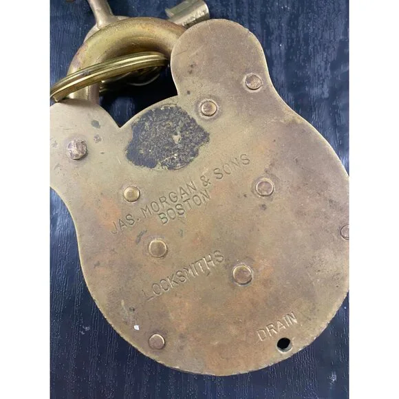 Big Vintage Admiralty Brass USN NavyNo. 4 Padlock and 2 Keys 4 Brass Levers Mi